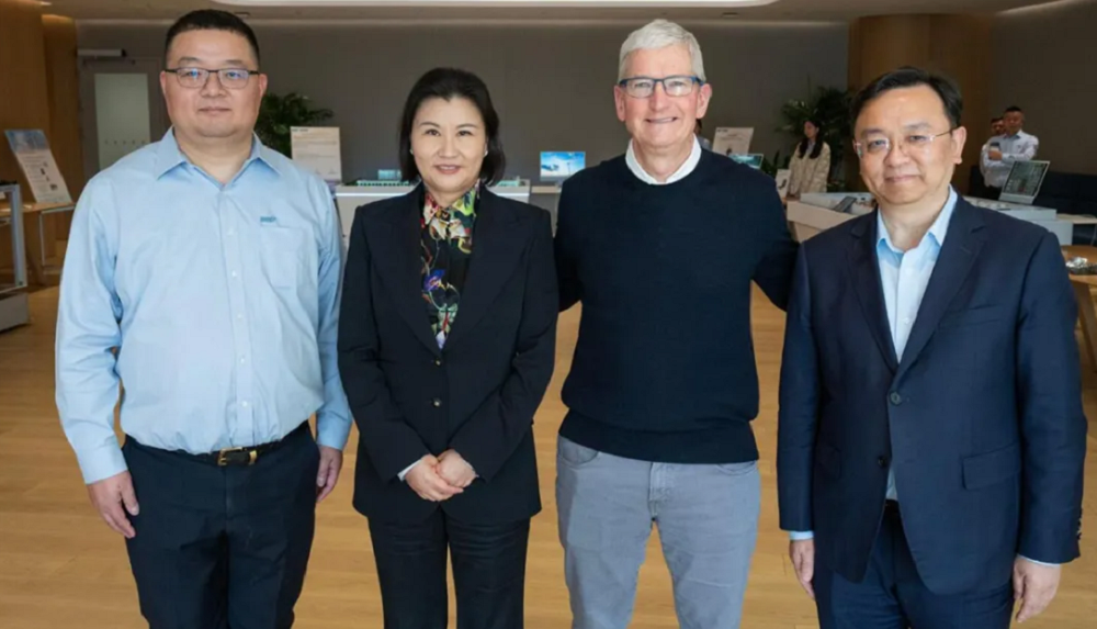 千亿果链龙头打75折登陆港股！定价18.18，开盘微涨