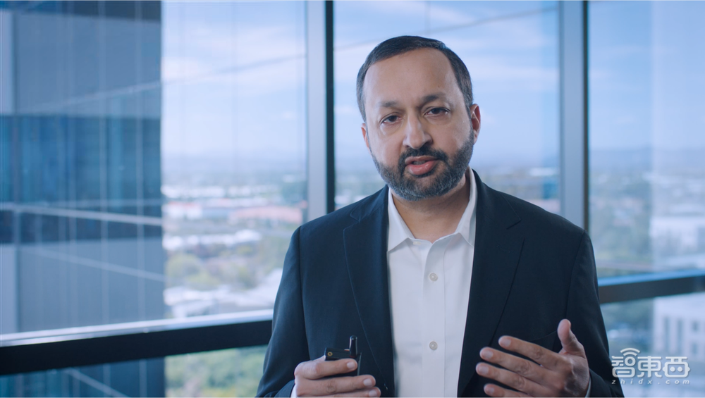 瞄准终端侧，这次高通要用一套“AI组合拳”打天下