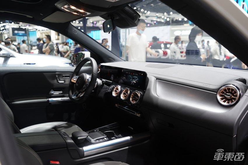 成都车展冷了，电动车热了