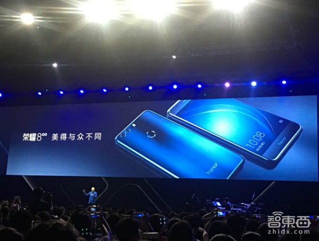 智东西晚报:Pokémon Go或推HoloLens版 锤子科技否认大批高管离职