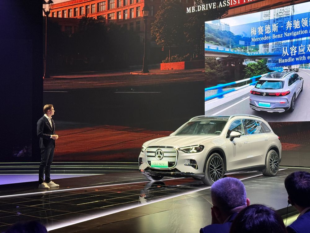 奔驰纯电GLC全球首秀！明年将推出40余款全新车型，加速品牌变革