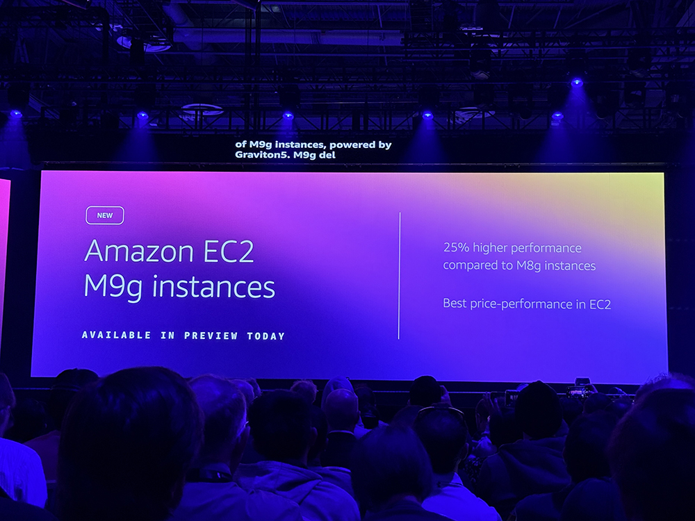 亚马逊最强服务器CPU登场!3nm、192核、暴增L3缓存,苹果力挺