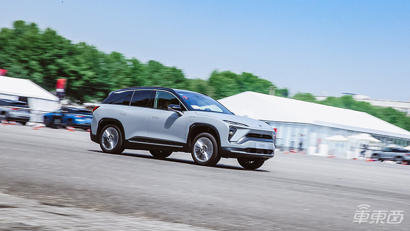 蔚来ES6试驾!这才是未来