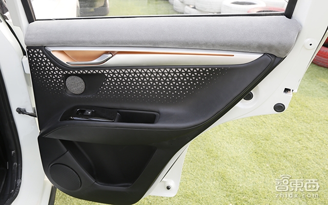 谁说互联网造车只有PPT 智东西深度试驾小鹏电动汽车