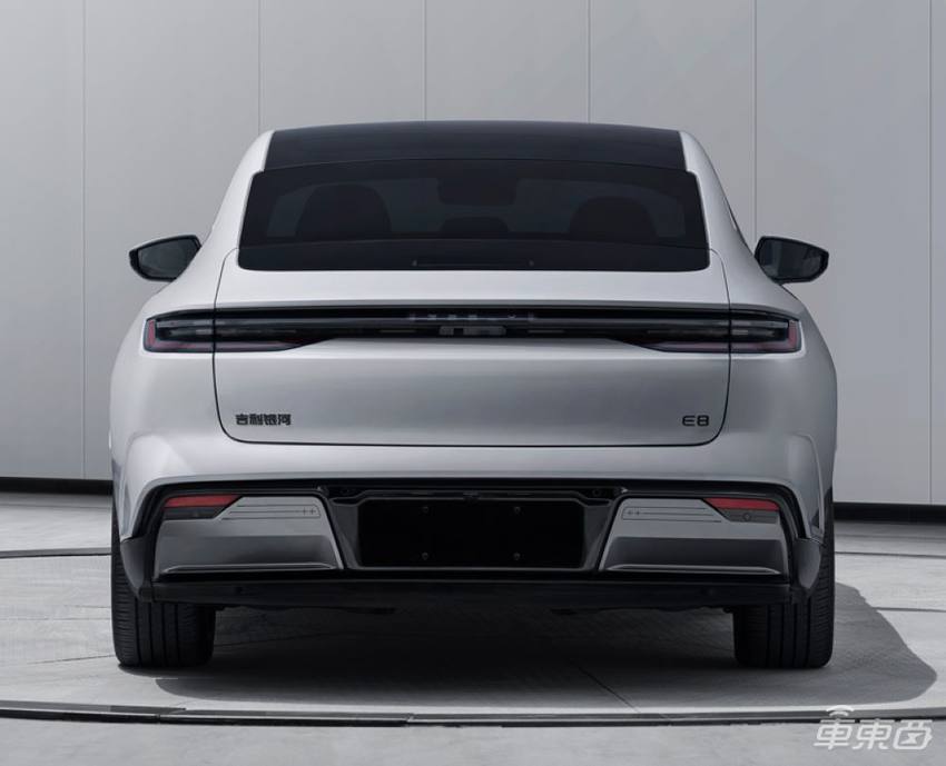 工信部“车展”来了!小米SU7 Ultra首拍“证件照”,智界R7申报增程版