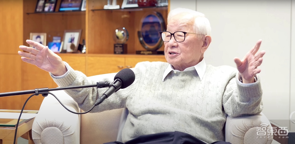 张忠谋17年来首场2小时深度访谈!揭秘与老黄冲突、锐评“没有人喜欢英特尔”