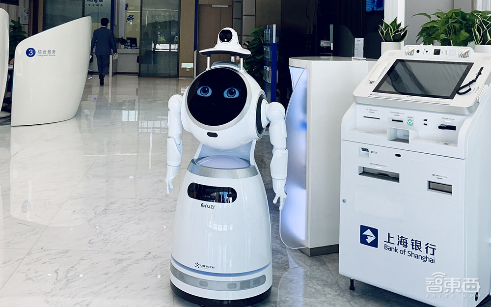 瞄准超 700 亿市场，优必选锁定服务机器人赛道未来“黄金十年”