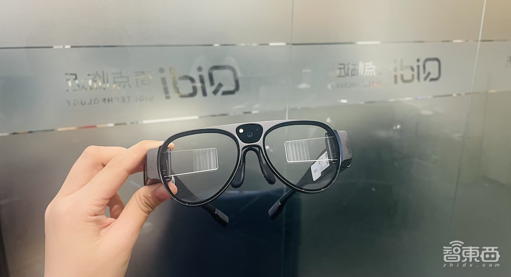 获阿里投资，真全天候智能眼镜亮相进博会，对话创始人张慧敏