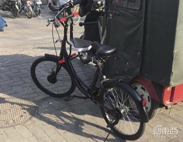 失控的共享单车！