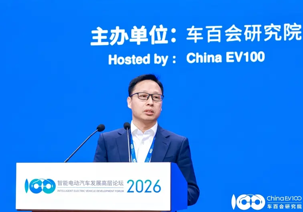 靳玉志喊话特斯拉：为FSD入华投赞成票，愿在中国路况公开测试比较