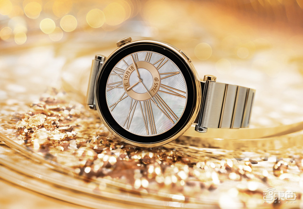 十年打造智能手表三重护城河,华为如何遥遥领先?