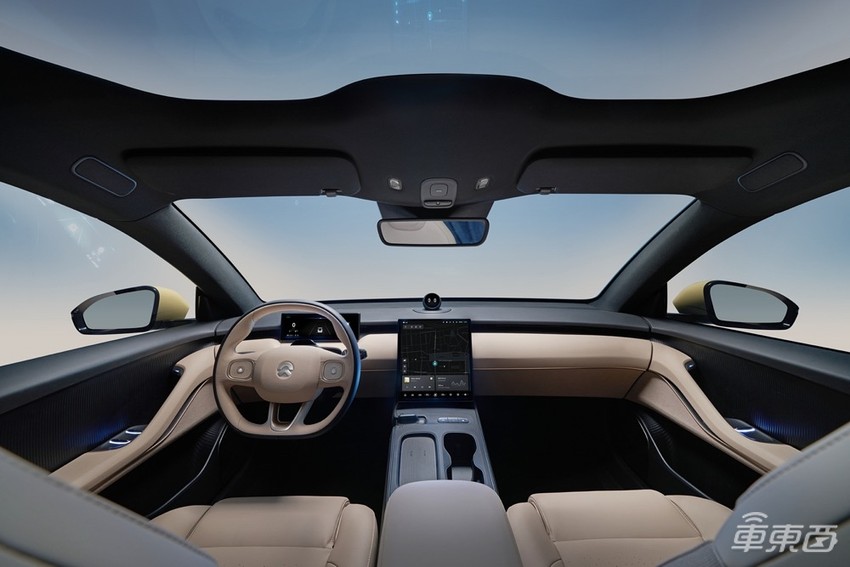 蔚来最便宜车型来了！32.8万开卖，带激光雷达能跑1000公里