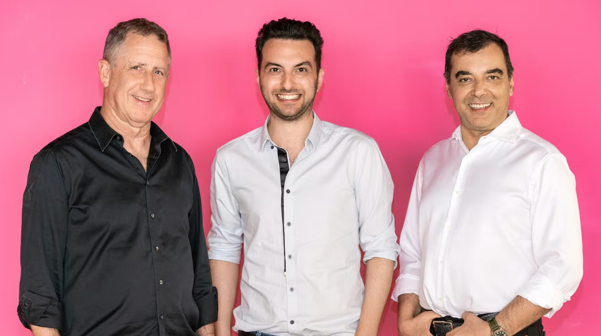 205亿没谈拢,黄仁勋的“盟友”出手了