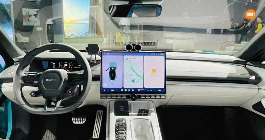 小米汽车内饰全曝光！原厂自带手机支架，实体按键回归
