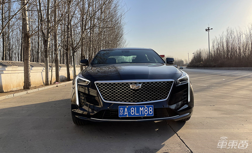 自动驾驶长途考验！1000公里自驾凯迪拉克CT6