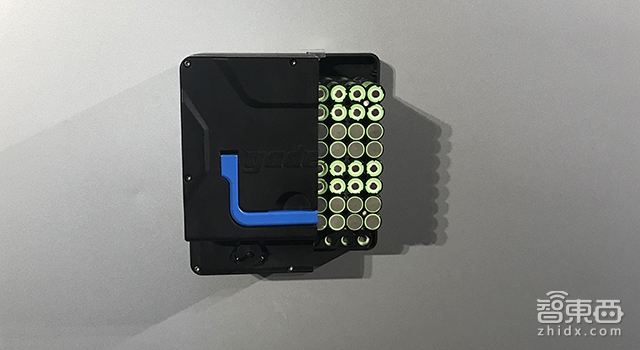 雅迪推电动摩托车新品Z3s 加快向智能化转型