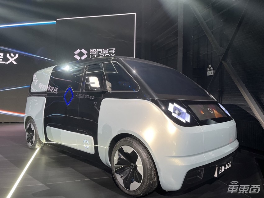 又一家新造车公司来了!专做电动网约车,已有4万台订单