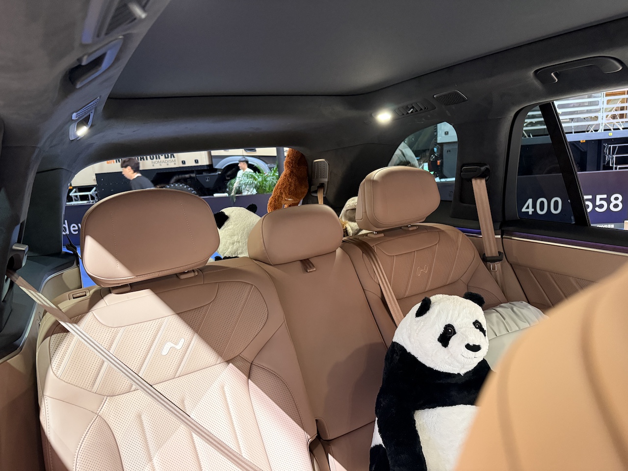 洋豪品牌一个没来！国产车价格战现场开打，暴走3万步看成都车展六大真相