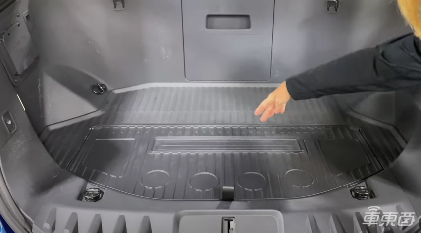 专家评析福特F150纯电皮卡：前备箱实用性超想象，后悬挂像坦克悬挂