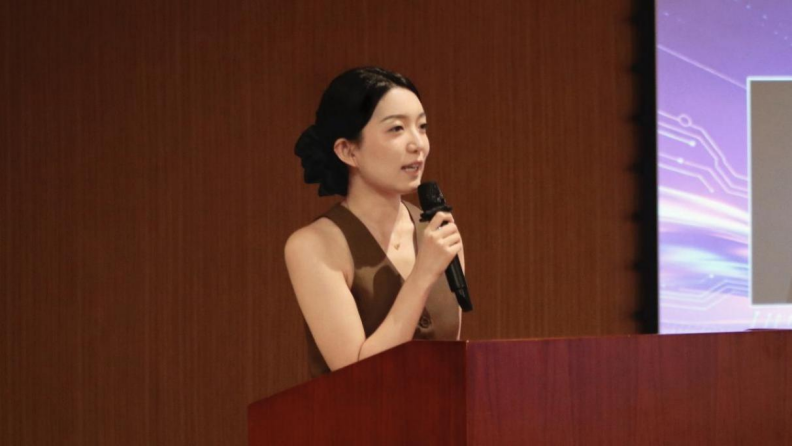 对话一苇资本、声智科技、灵宇宙、中博聚力:AI智能硬件赛道的机遇与挑战