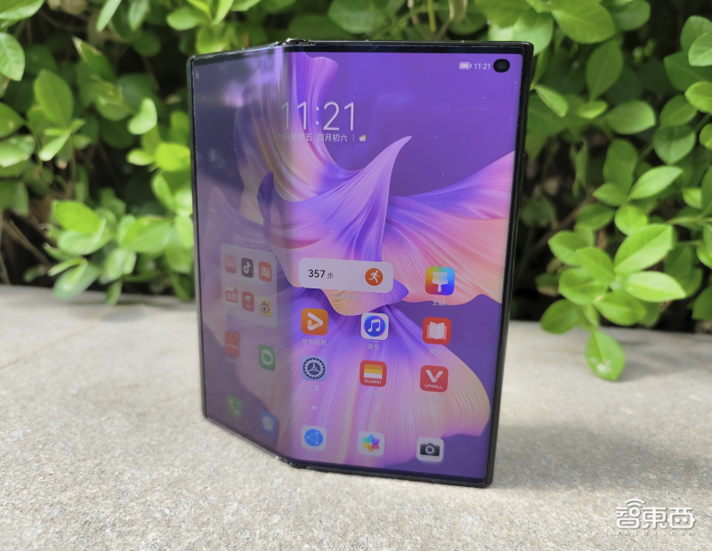 手机618战绩家家“销冠”:真回血,还是打肿脸充胖子?