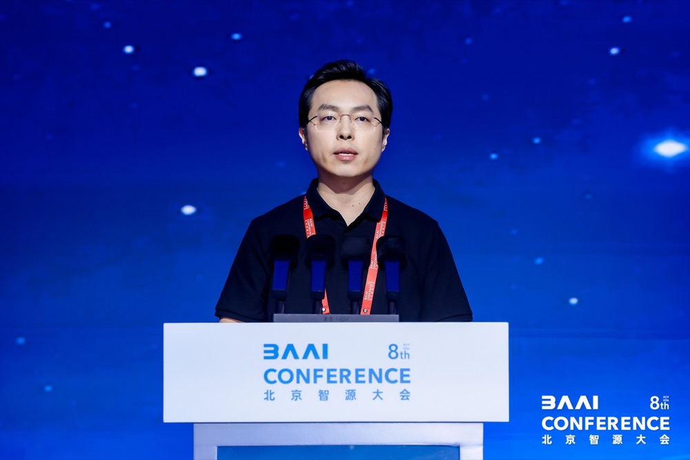 200+AI专家集结北京，共议世界模型、智能体、具身智能等话题，这届智源大会释放什么信号？