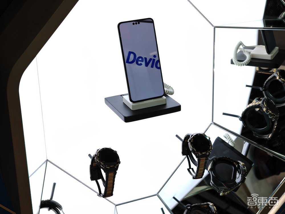 中国硬科技霸场MWC！小米SU7出征，华为搞大事，AI炸了芯片窝