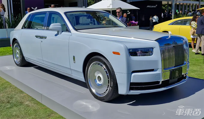 太顶了!鸿蒙智行尊界未发先火,余承东三大招硬刚迈巴赫劳斯莱斯