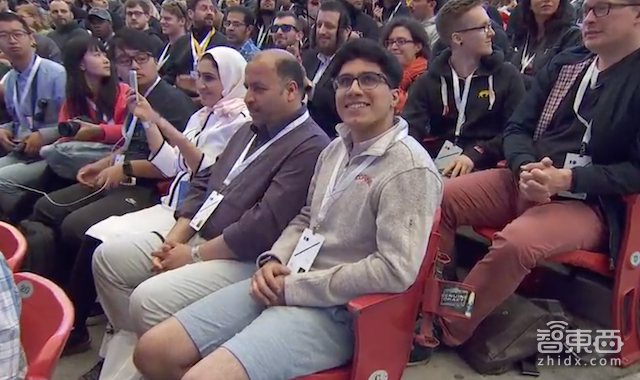 谷歌昨夜放出9个大招 全被直播弹幕毁了!