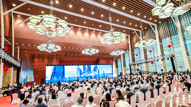 最干货智能汽车大会！钟志华院士提出智慧车列设想，广汽2023年实现L4示范运营