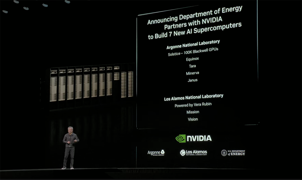 黄仁勋重大发布!英伟达突破5万亿美元,一夜赢麻