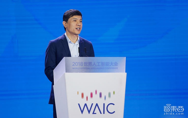 李彦宏加速铺设AI高速公路！大量公司赶着上路