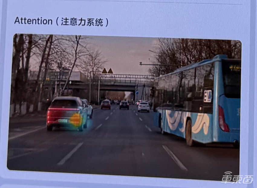 理想最新智驾体验:10条脑回路肉眼可见!原来端到端是这么思考的