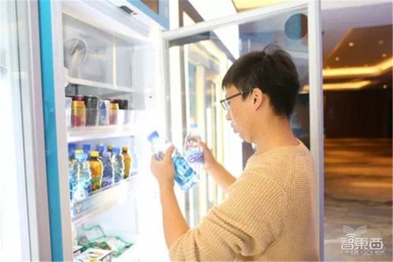 2019零售大变局!3D视觉暗战智能货柜