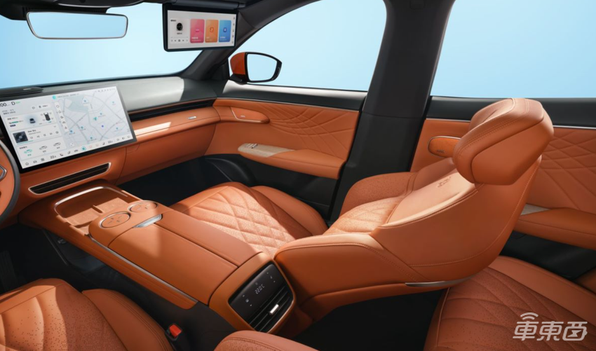深蓝S7的智能座舱揭秘：双零重力按摩座椅，多种交互方式可用