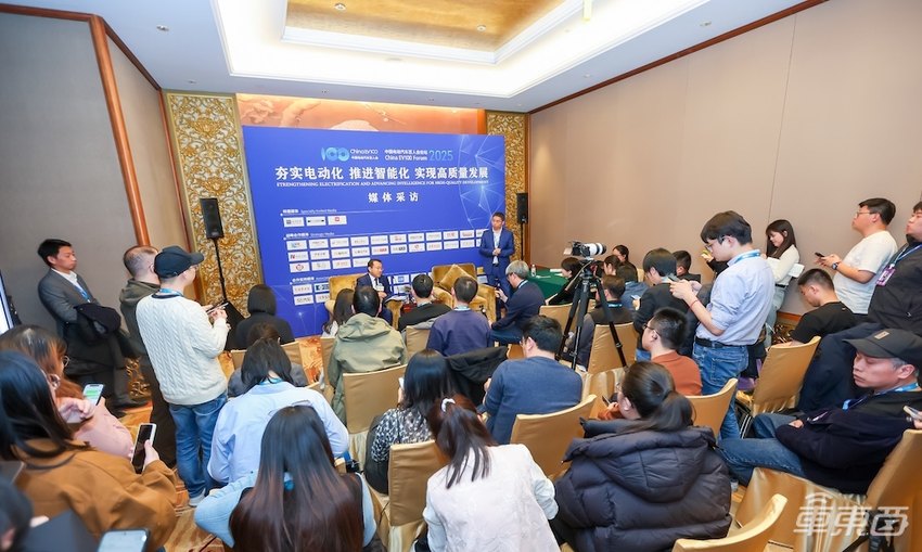 对话吉利淦家阅：不会退出燃油车市场，L3级技术今年落地