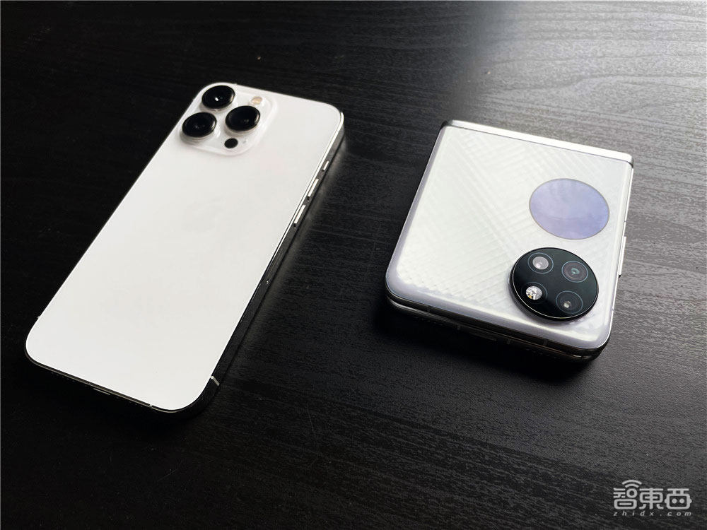 没有一个女孩能拒绝华为P50 Pocket折叠屏!尽管你可能买了个“暖宝宝”