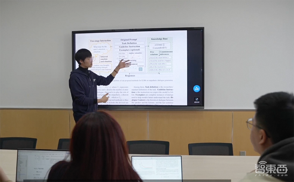 开源12天,包揽Hugging Face、OpenCompass等权威榜单冠军,通义千问狂甩Llama 2成新标杆