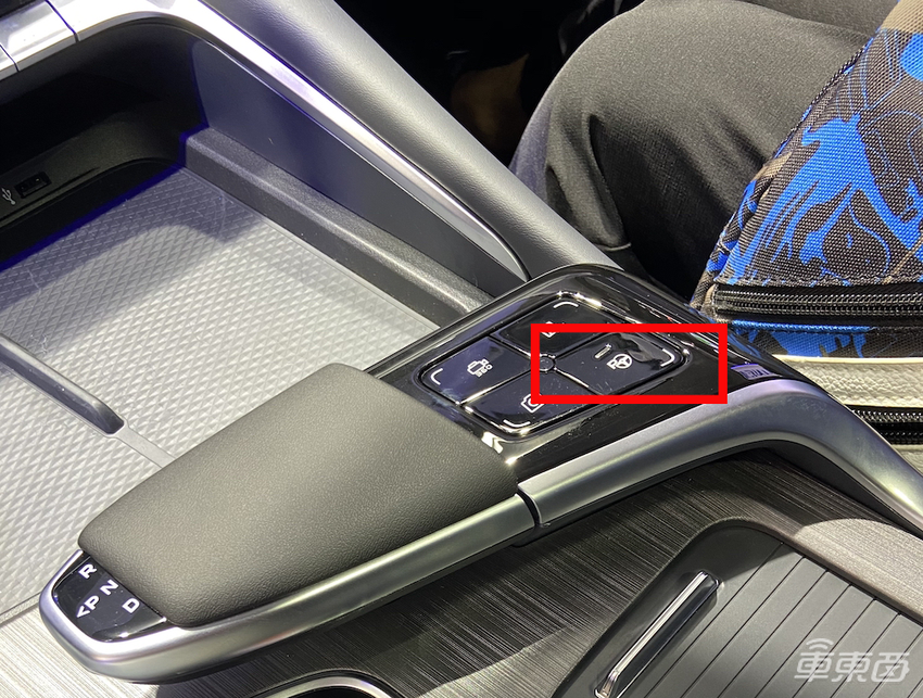 也许是2020全球最大车展!北京车展首日,小鹏搞飞机,一大波合资纯电来抢特斯拉风头