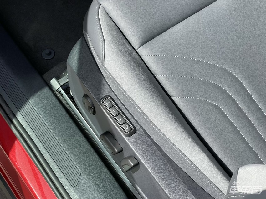 比Model Y便宜14万，试驾排队四小时，大众ID.4要成神车？