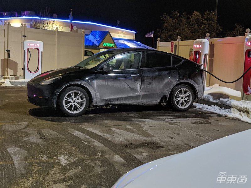 解读特斯拉Model Y的隐藏大招:配备热泵系统,冬季开热气不用愁