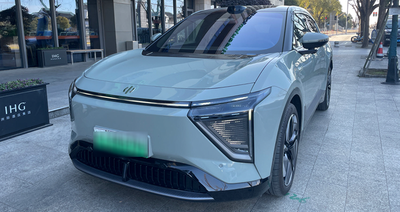 深度体验高合全新OTA：高速NOH全国可用，座舱智能化再进一步