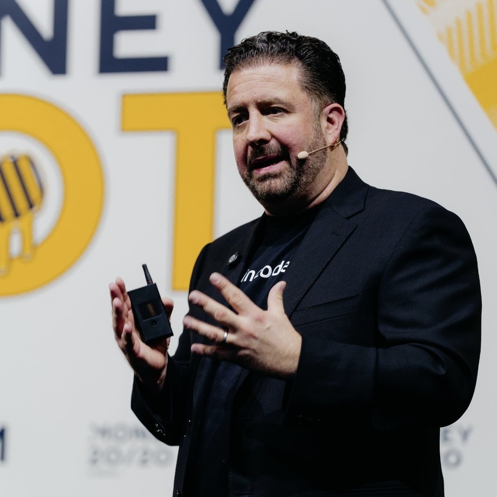 目标估值213亿！软银投的AI创企被曝洽谈20亿新融资