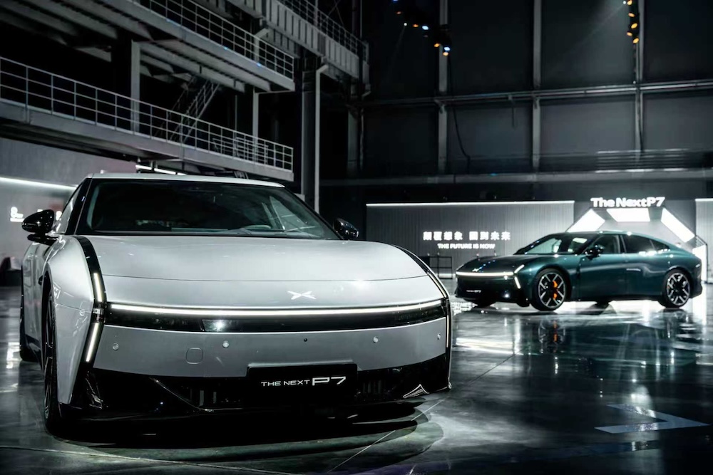 何小鹏剧透未来两年新车计划！10到200万都有，回应力劝雷军造车