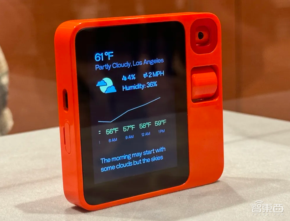 CES 2024丨十款最酷黑科技:室内风火轮、可穿戴烤箱、智能猫门