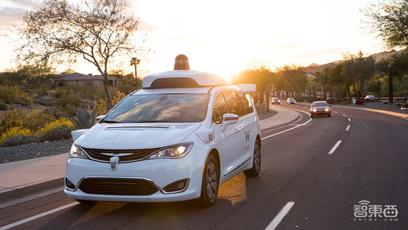 美国无人驾驶落地潮来了!15家公司落地10个州