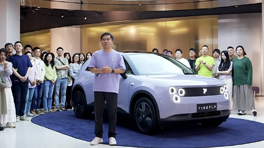 蔚来最便宜新车开卖！不到12万起，预售价打了8折