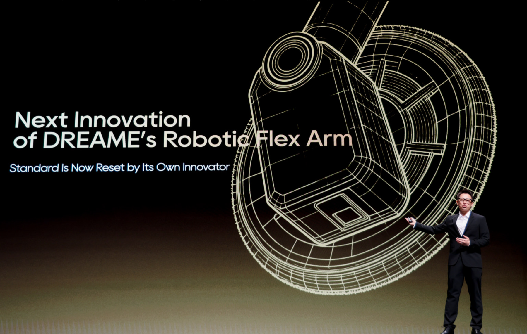 拆解爆火硅谷的追觅扫地机：成为天花板，或者拆掉它