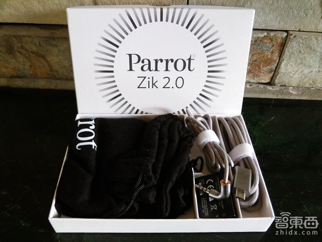 玩具大厂Parrot也做耳机了 Zik 2.0体验