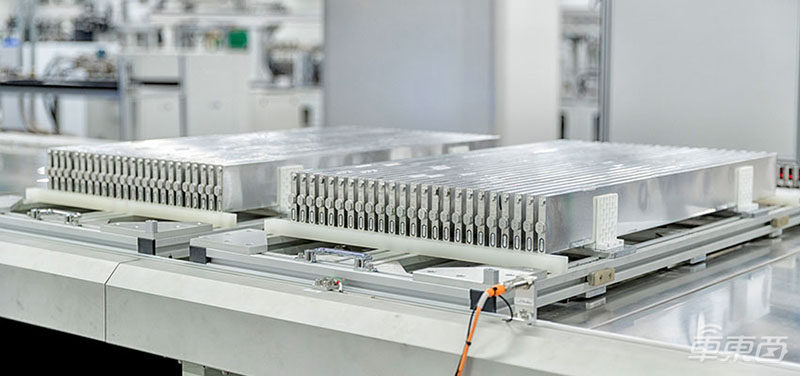 宁德时代比亚迪打起电池价格战！特斯拉Model 3或再降2万